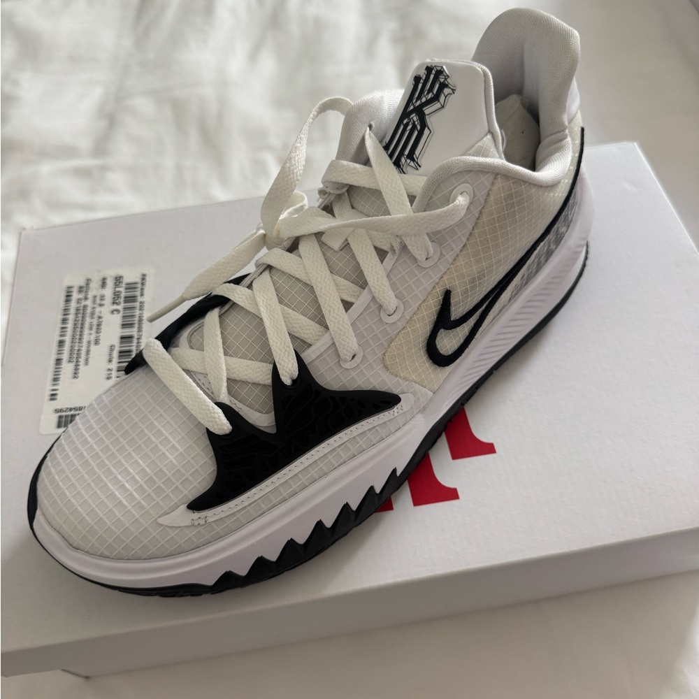 Nike Kyrie Low 4 TB Men's Basketball Sneakers